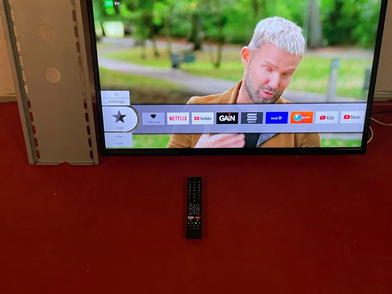 Billede 1 - Smart TV   Prosonic 40 tommer,  med  fjernbetjenin