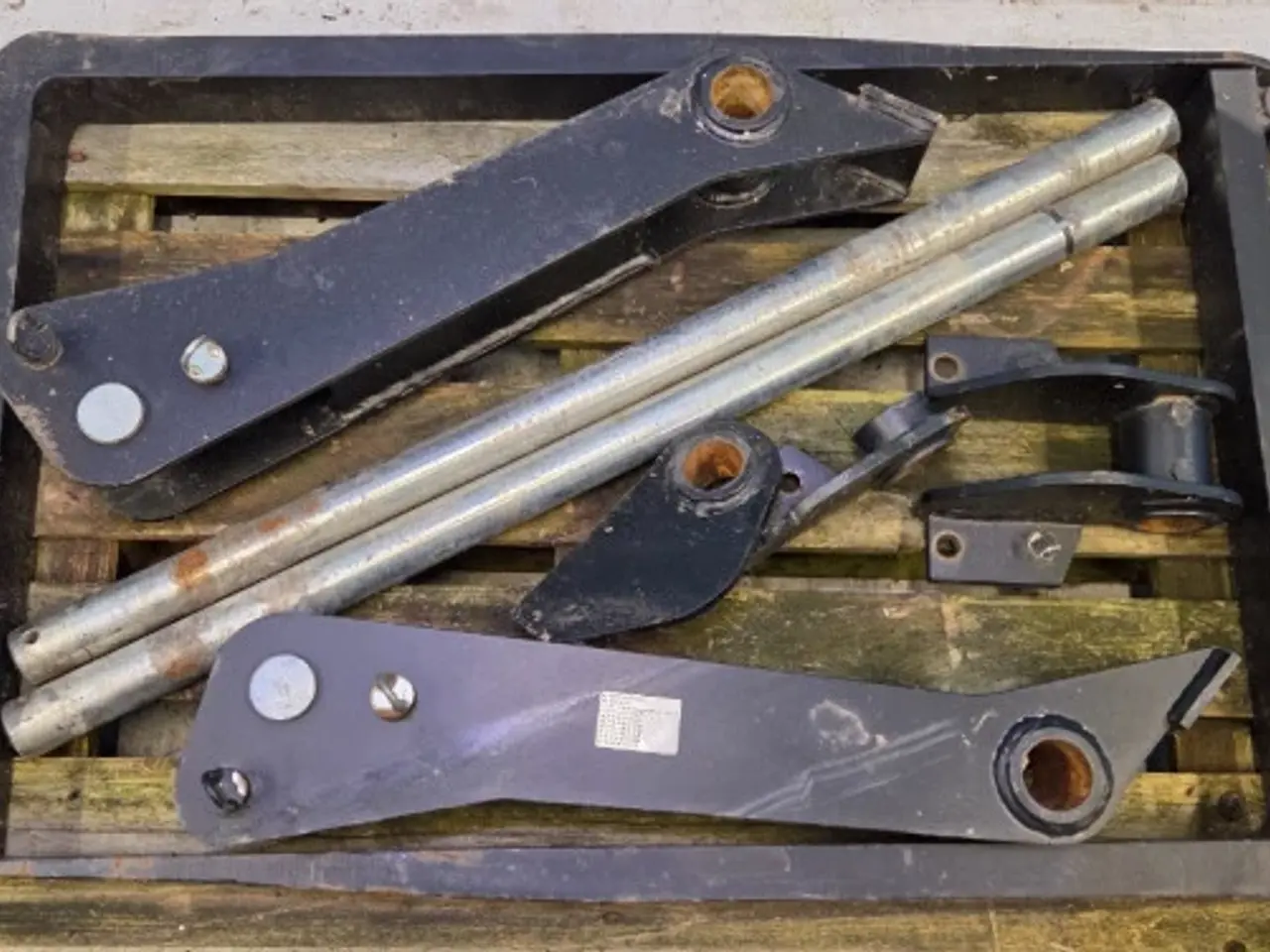 Billede 16 - New Holland B115C Pallegafler Kit 87310367