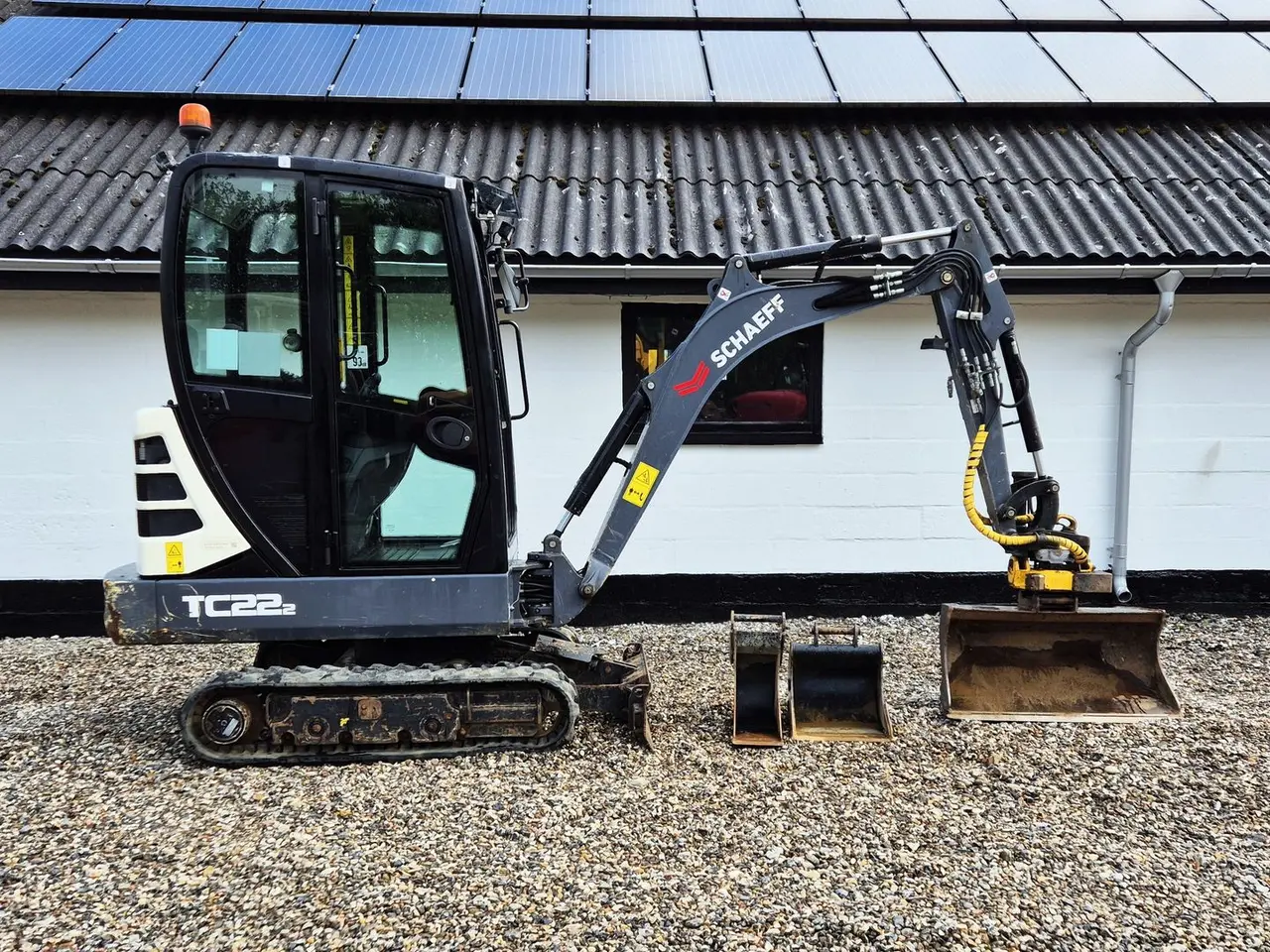 Billede 1 - Schaeff TC22.2 / Engcon rotortilt / pænt timetal / skovlpakke