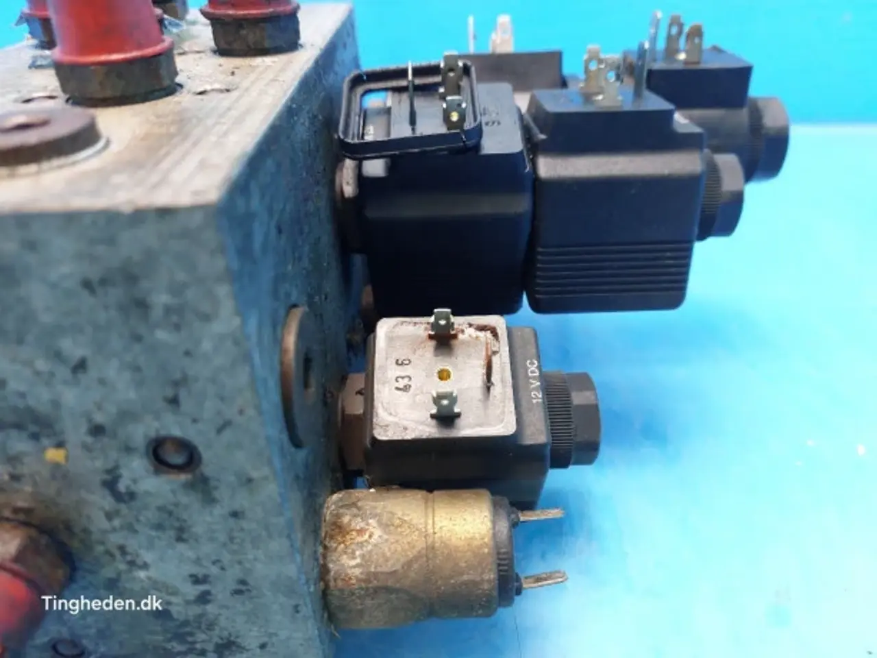 Billede 11 - New Holland FX375 Hydraulikventil 84037241