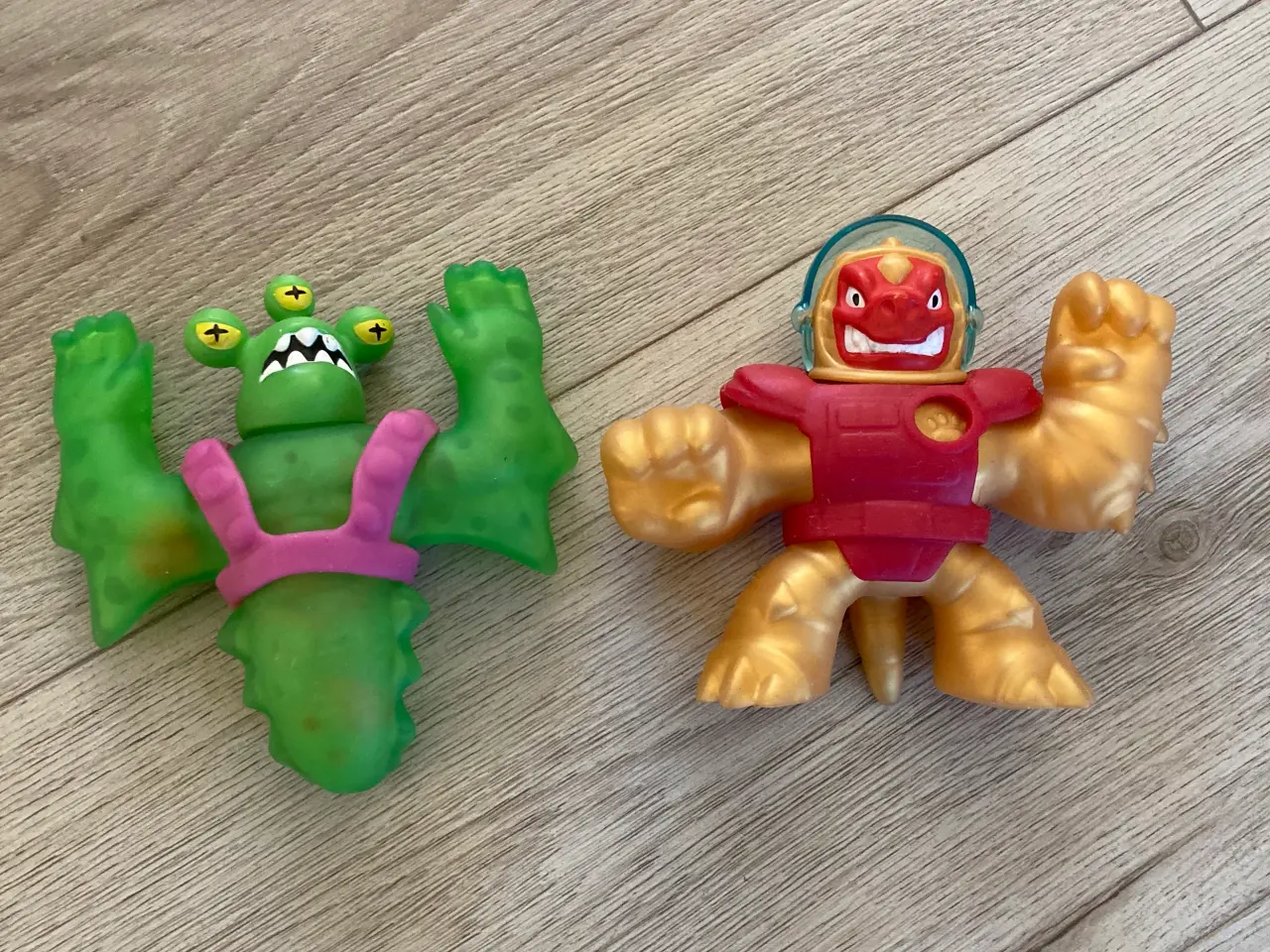 Billede 2 - Goo jit zu figur (2 pak)