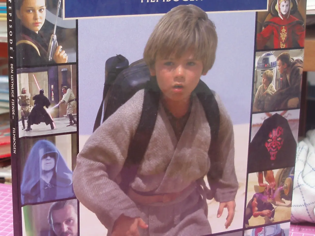 Billede 1 - Star Wars Episode 1, den usynlige fjende, Filmbog