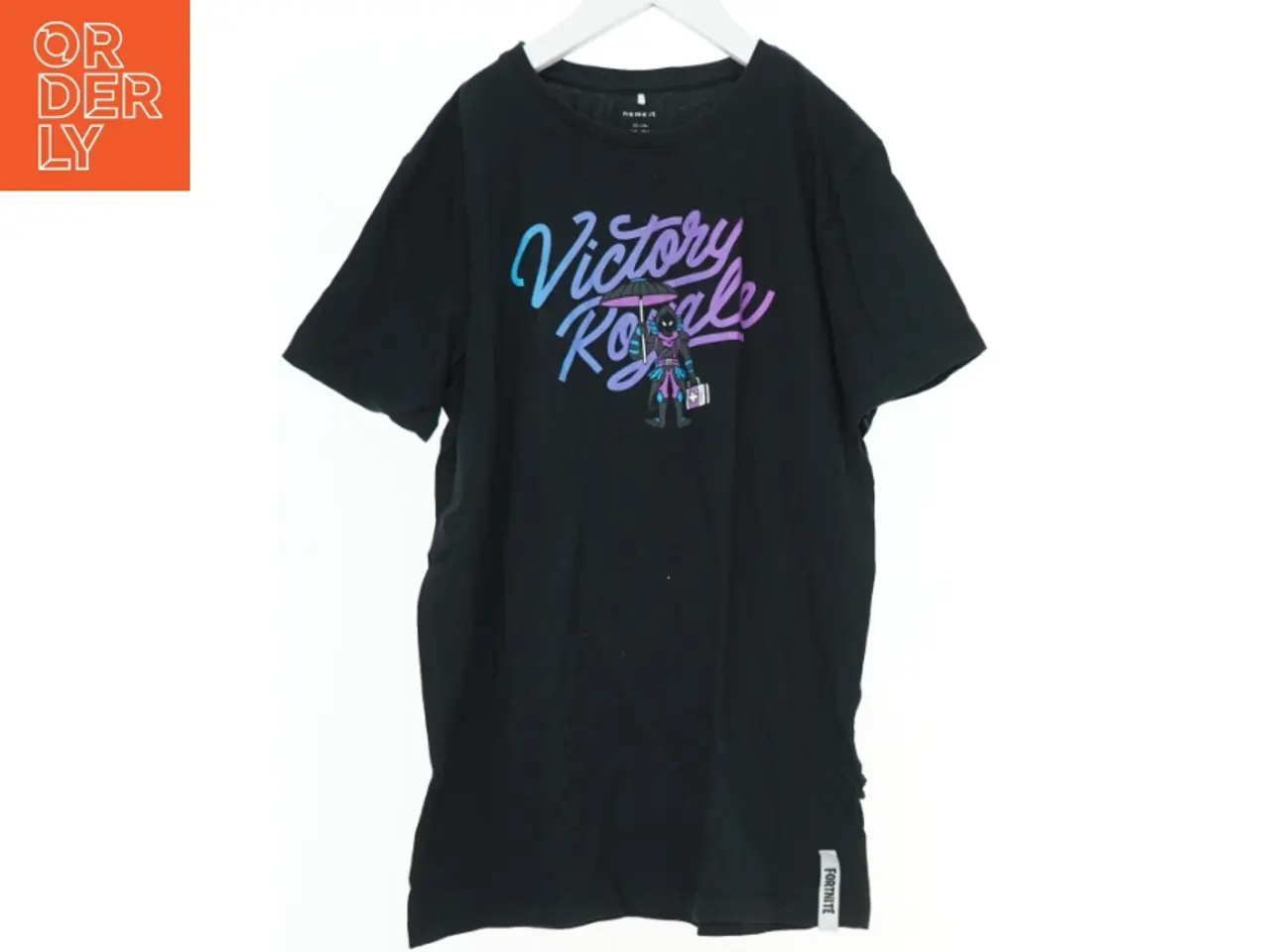 Billede 1 - Fortnite T-shirt med 'Victory Royale' tekst fra Name It (str. 158)