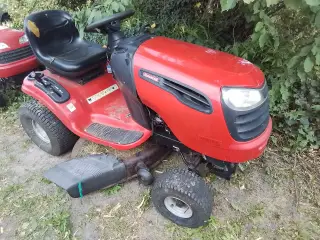 Havetraktor jonsered lt2218a