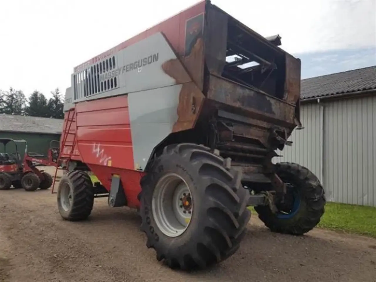 Billede 2 - Massey Ferguson 7272 Sælges i dele/For parts