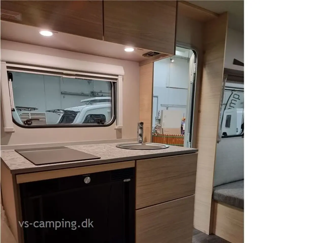 Billede 5 - 2025 - Weinsberg CaraCito 470 EU E-Power ATTRAKTIV CAMPINGVOGN MED ENKELTSENGE & RUNDSIDDEGRUPPE
