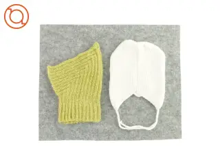 Hjemmestrikkede huer Til barn / baby 2 styk (str. Max 6 måneder)