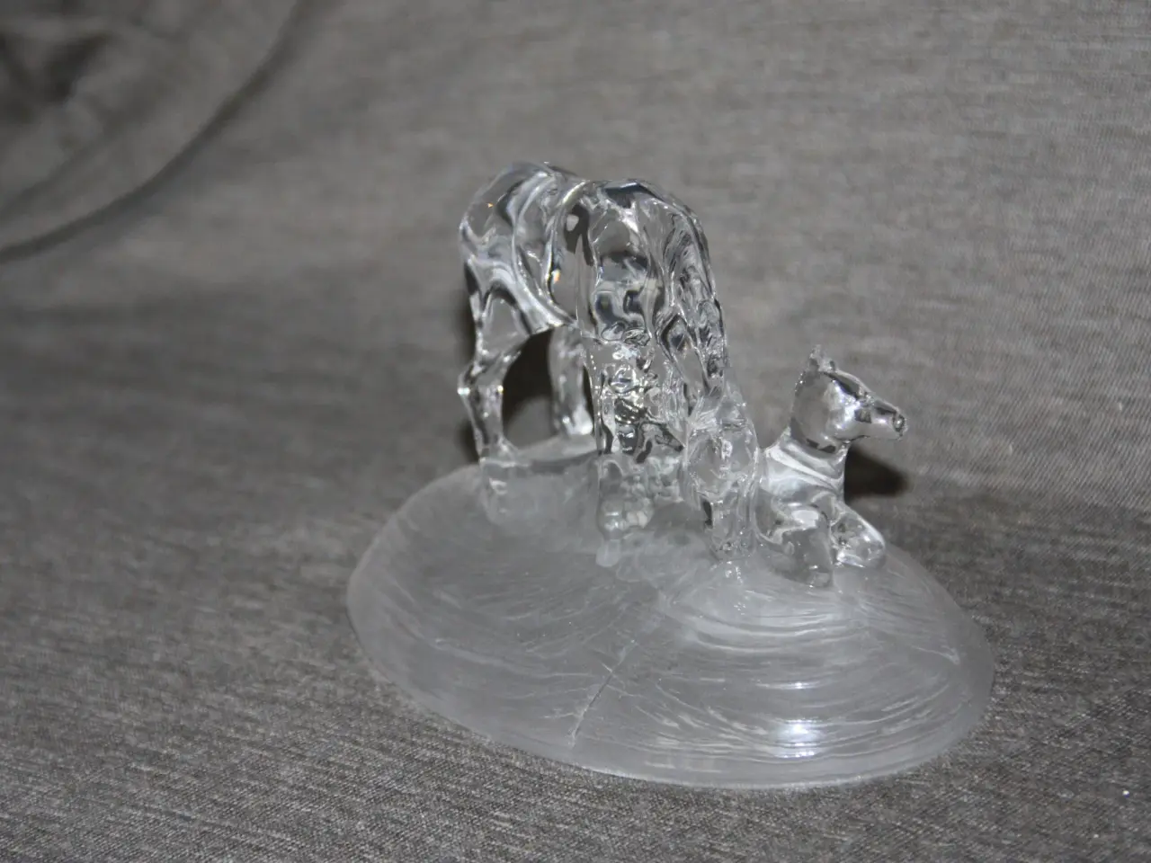 Billede 3 - Glasfigur som forestiller hest med føl
