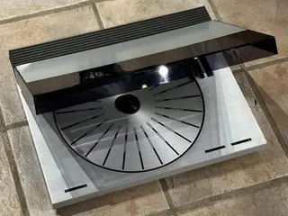B&O PLADESPILLER KØBES.