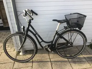 Sælges dame cykel fra 2022