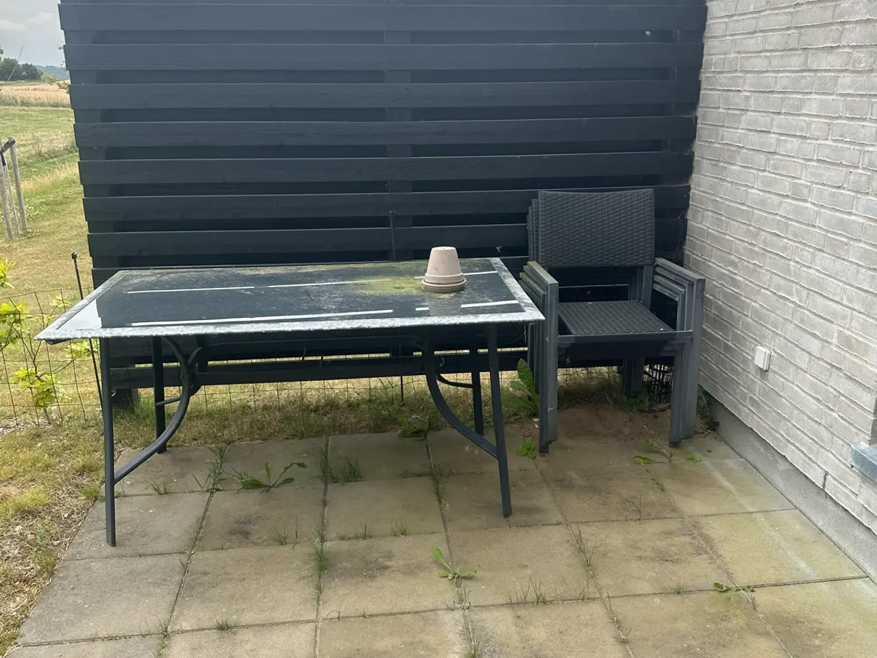 Billede 1 - Havebord m. 4 stole