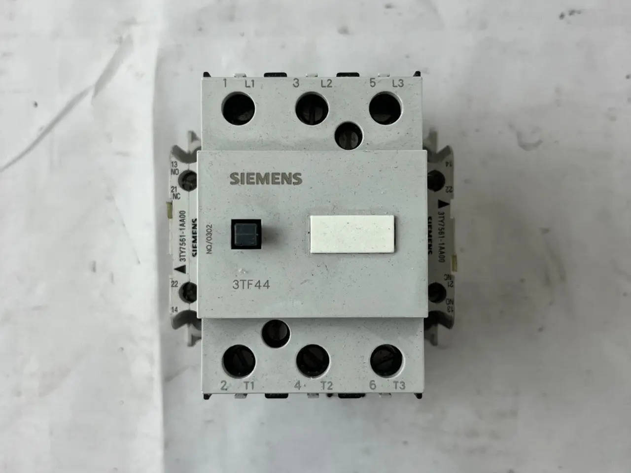Billede 2 - Siemens 3TF44 kontaktor 3P w/ 3TY7561-1AA00 Aux