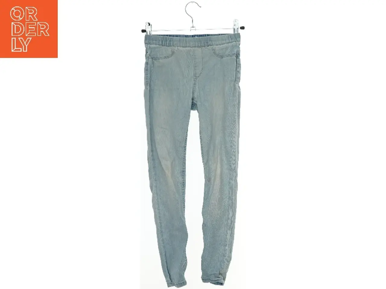 Billede 1 - Lyseblå bukser med elastik i taljen fra H&M (str. 128)