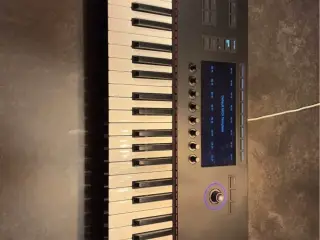 Kontrol s61 Midi Keyboard