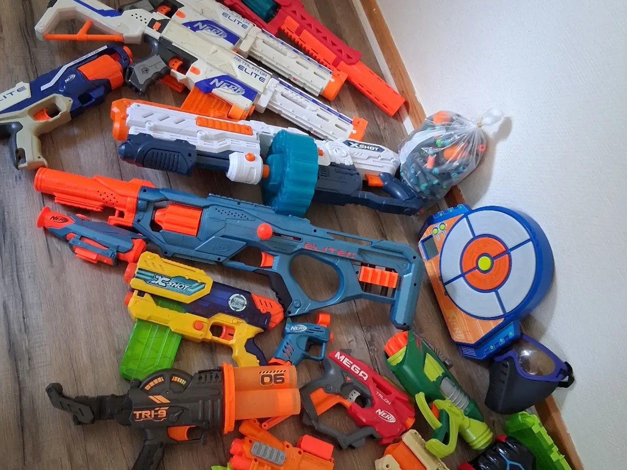 Billede 1 - Samling af Nerf- og X-shot blasters