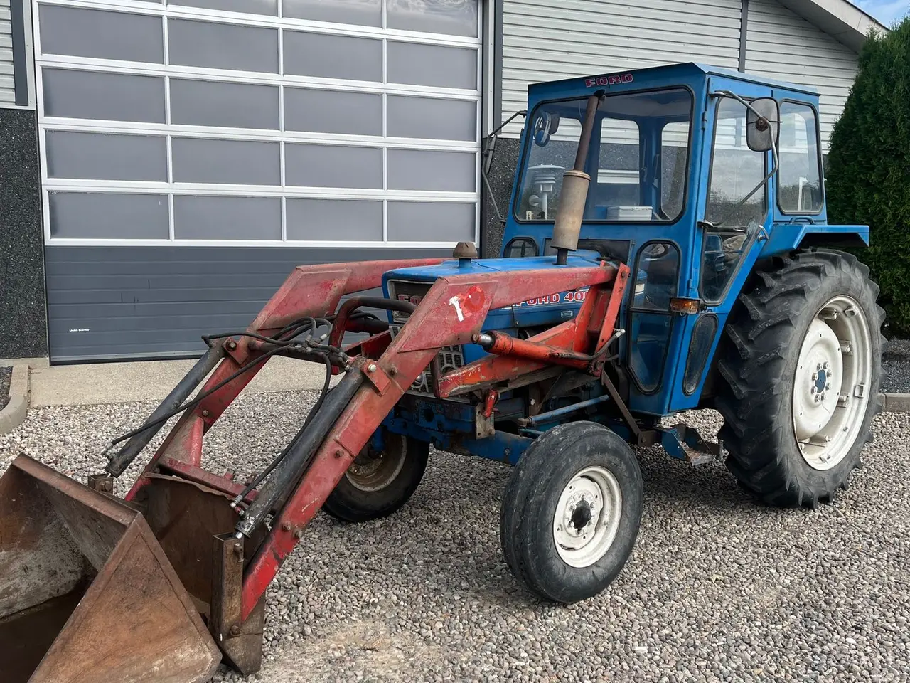 Billede 2 - Ford 4000 Med servo og frontlæsser