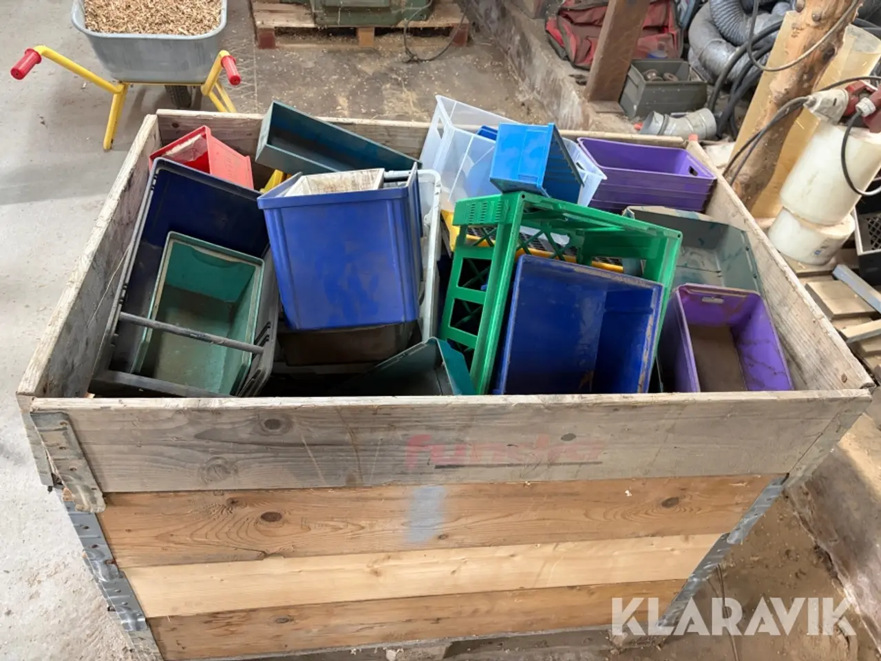 Billede 6 - Lot med plastikkasser - 1 palle