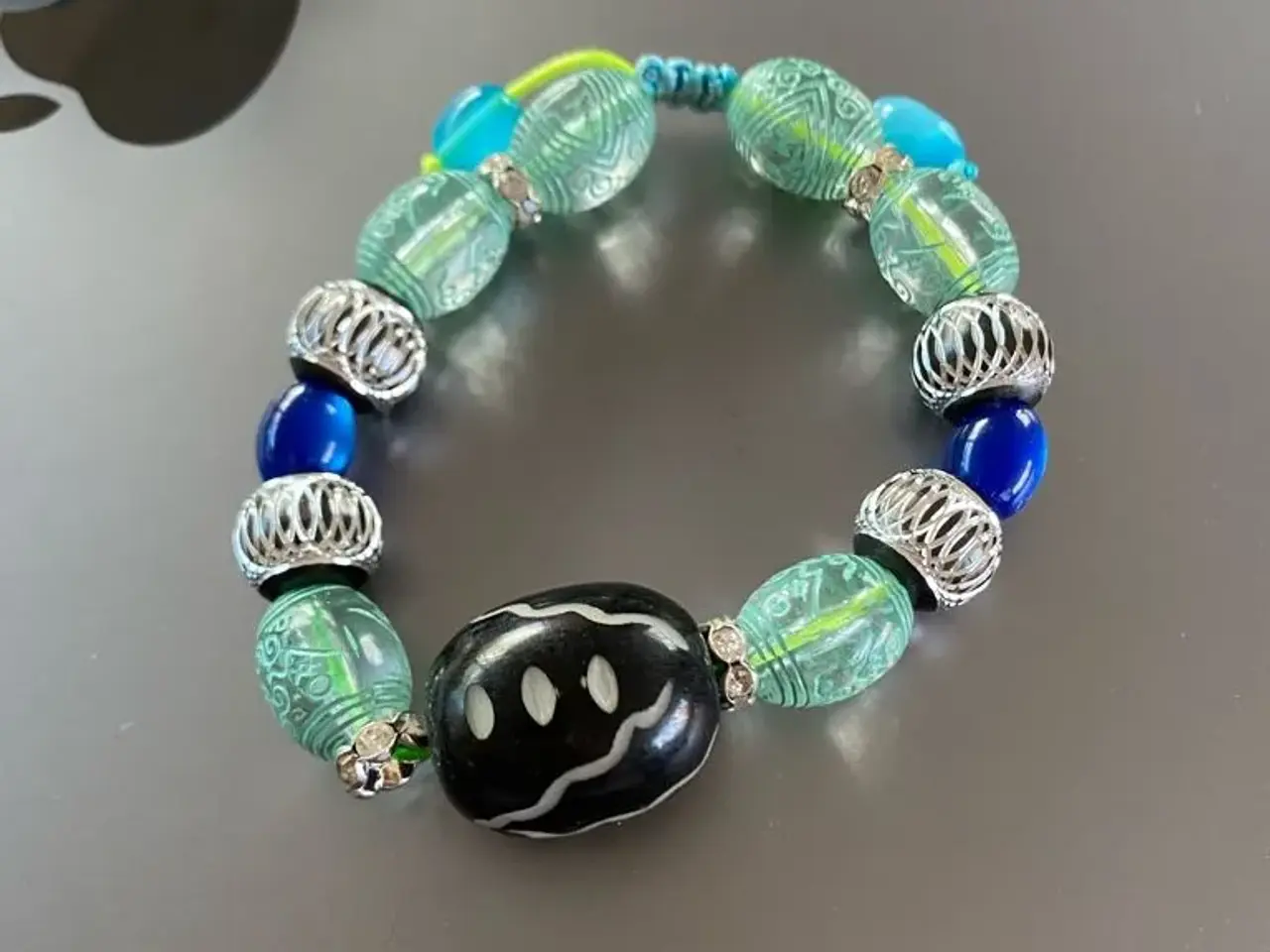 Billede 6 - Nye knyttede armbånd