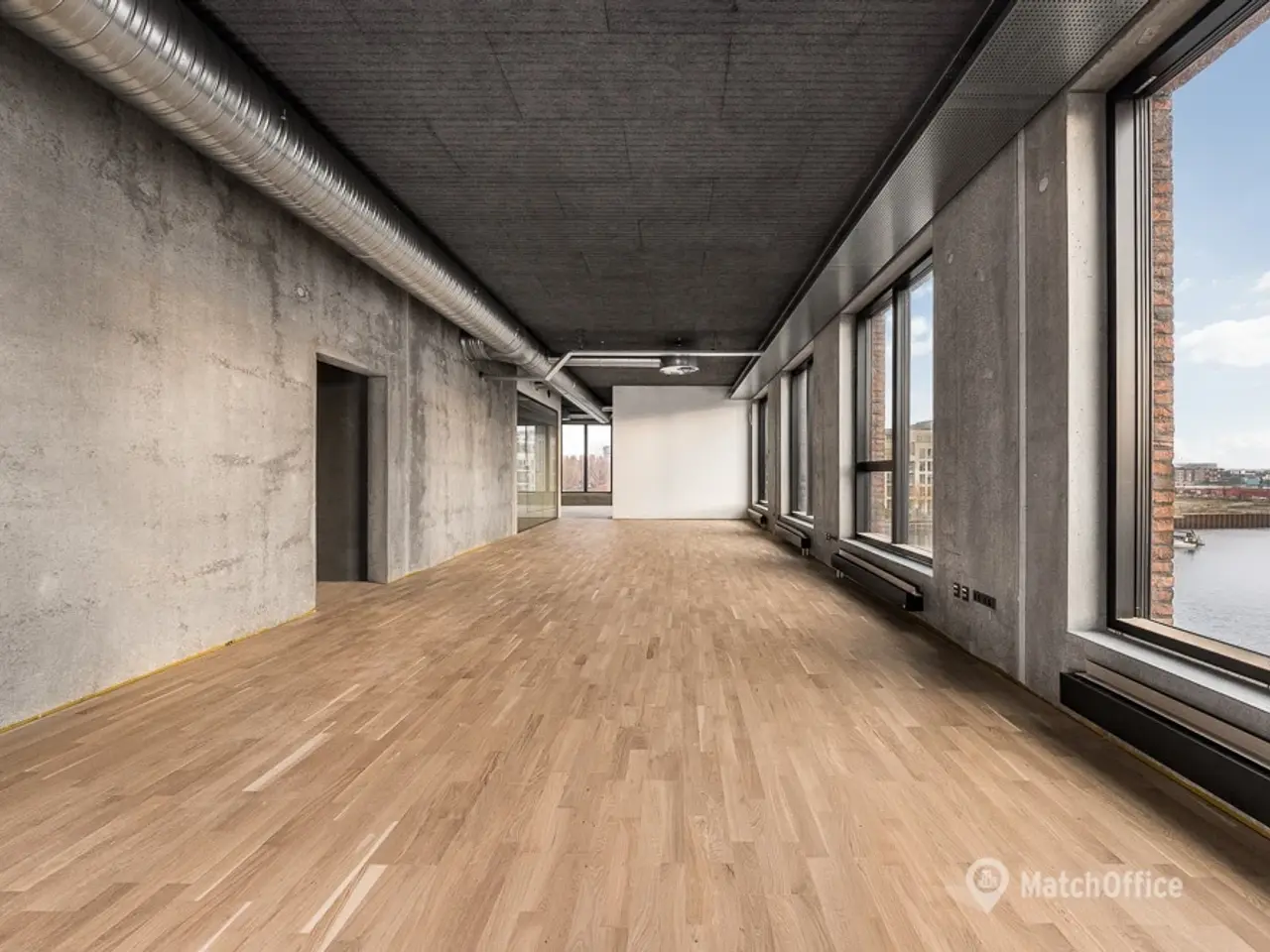 Billede 11 - 1.609 m² KONTOR MED FÆLLES KANTINE OG MØDECENTER - OG VANDUDSIGT!