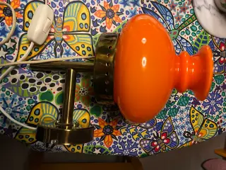 Nydelig Retro-orange”messing” væglampe