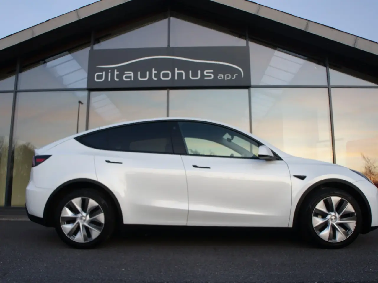 Billede 3 - Tesla Model Y  Long Range AWD