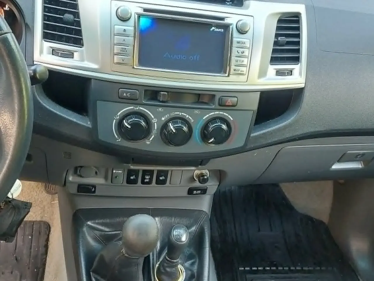 Billede 10 - Toyota Hilux 2,5 D-4D X-Cab 4x4 (2011)
