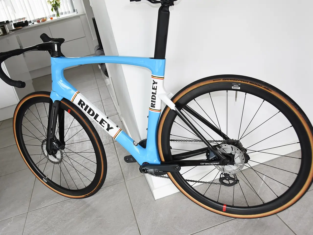 Billede 5 - carbon racercykel med elektronisk gear