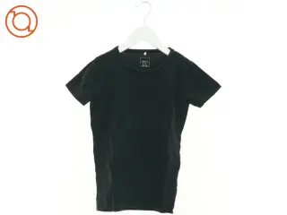 T-Shirt fra Name It (str. 134 cm)