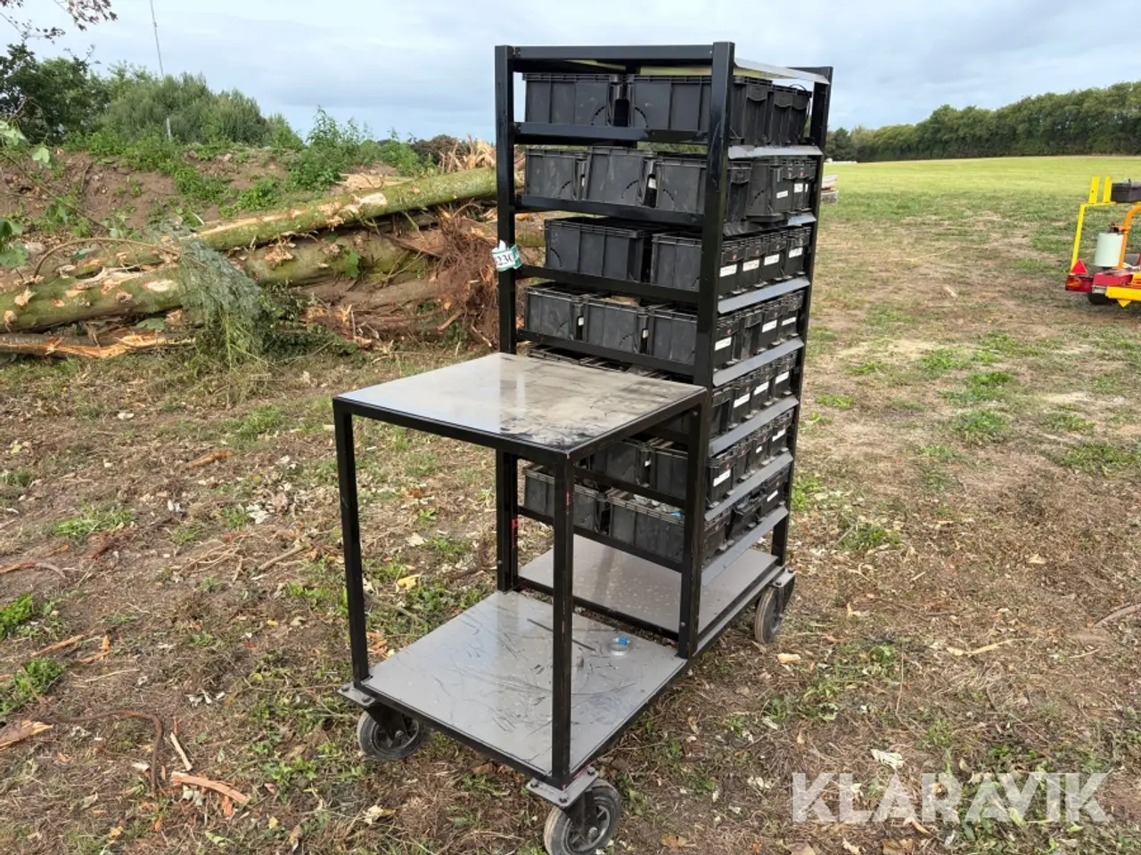 Billede 6 - Mobil reolvogn skruer, bolte, møtrikker