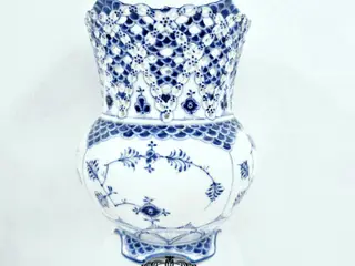 Musselmalet Helblonde Vase nr. 1-1124. sortering 1