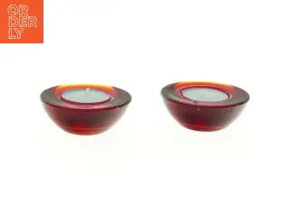 Røde glaslysestager (str. Diameter 7,5 cm h, 3 cm)