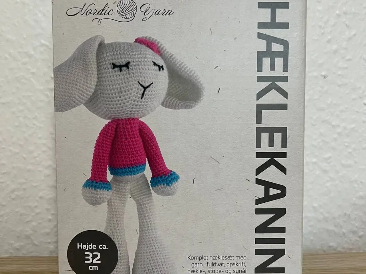 Billede 2 - Hæklesæt – Hæklekaninen fra Nordic Yarn – komplet