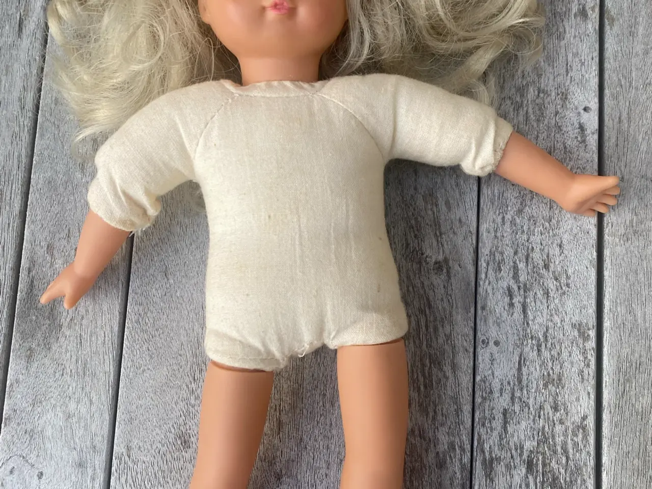 Billede 6 - Dukkeseng fra IKEA med pude, dyne og dukke