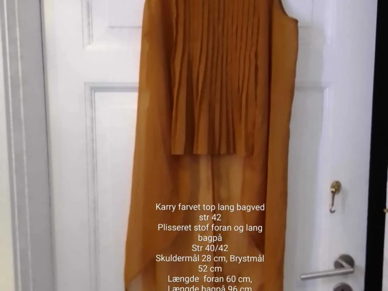 Billede 1 - Fin top kort foran, lang bagpå