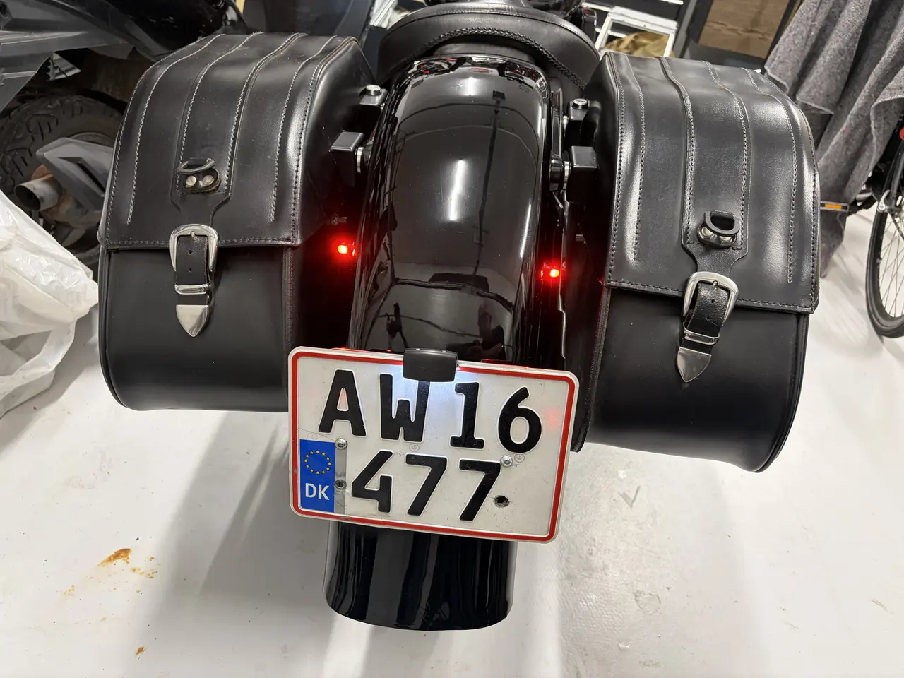 Billede 2 - Harley Davidson FXSTC Softail Custome 1988 Nysynet