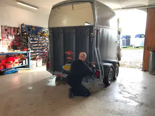 Brugt Trailer Attest