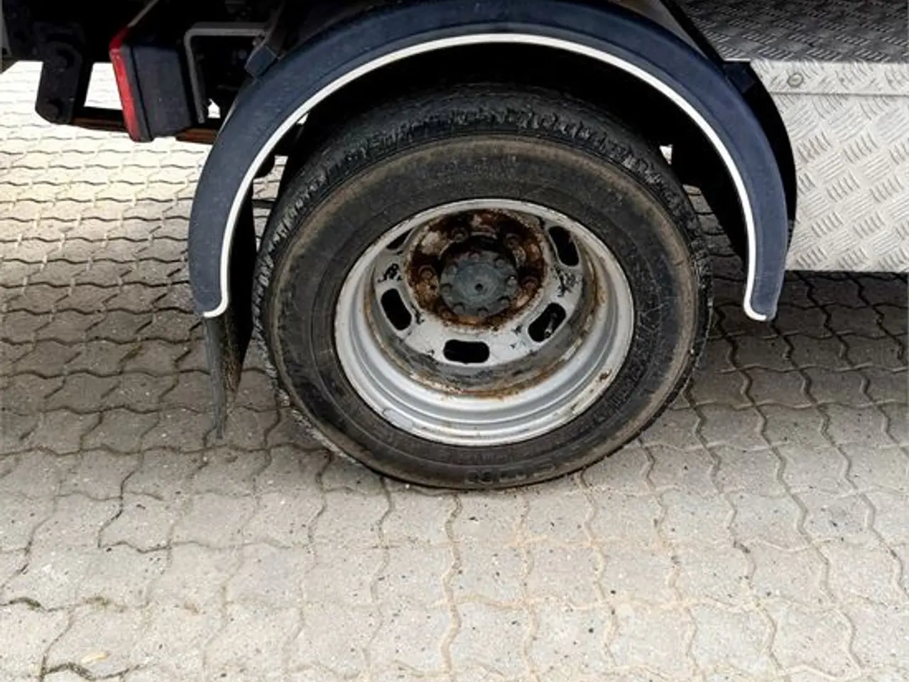 Billede 54 - Iveco Daily 40C 18 - Med trailer og lad / With trailer and flatbed