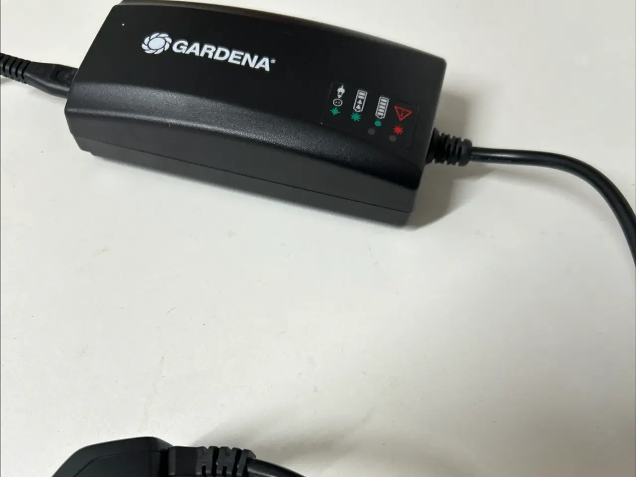 Billede 1 - Oplader og opsamler Gardens