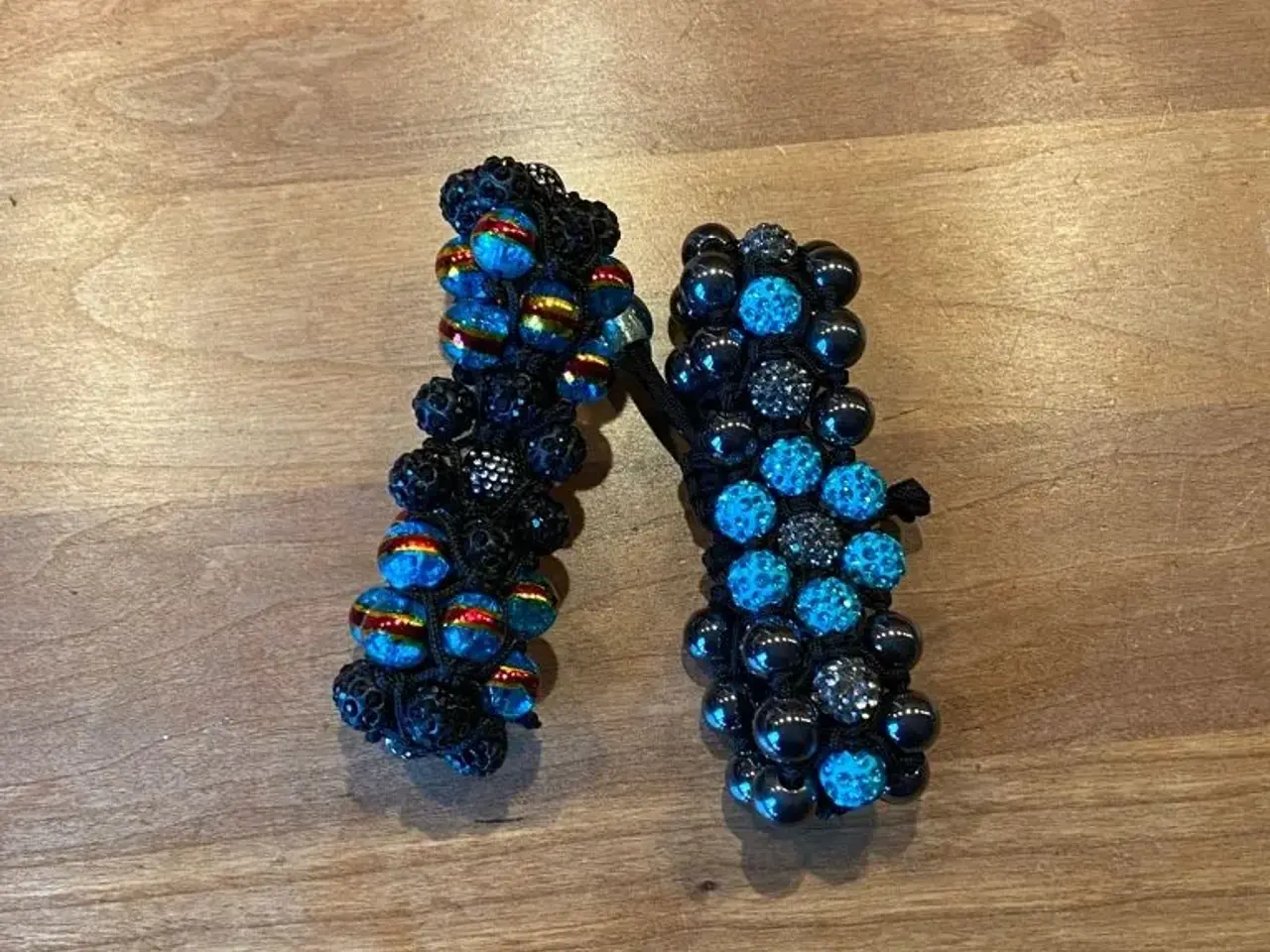 Billede 3 - Flotte nye knyttede armbånd