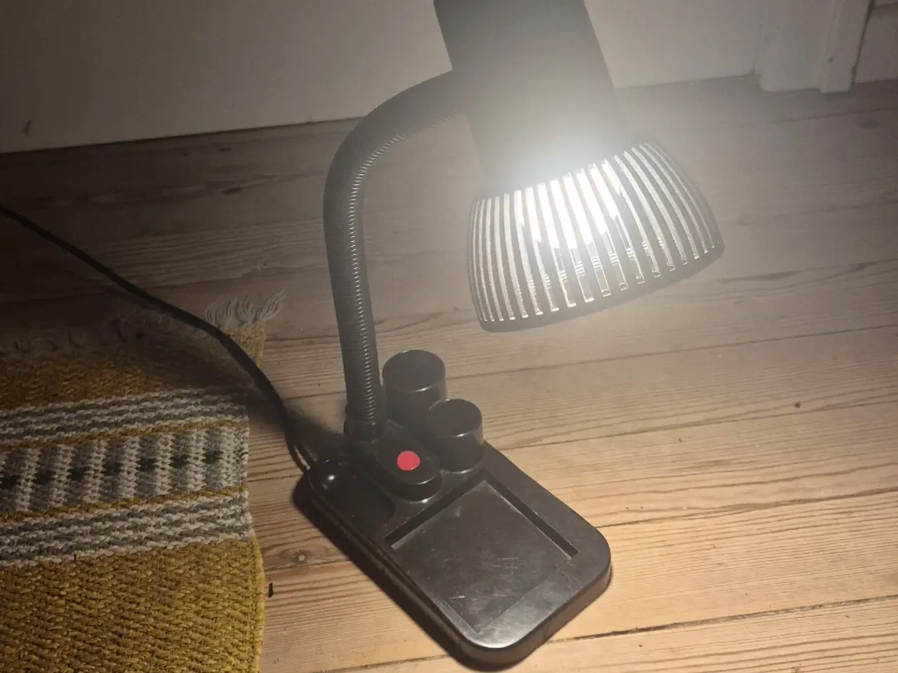 Billede 6 - Praktisk anvendelig bordlampe