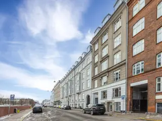 Særdeles attraktivt og indbydende lejemål i Toldbodgade - 3 måneders lejefrihed ved indflytning