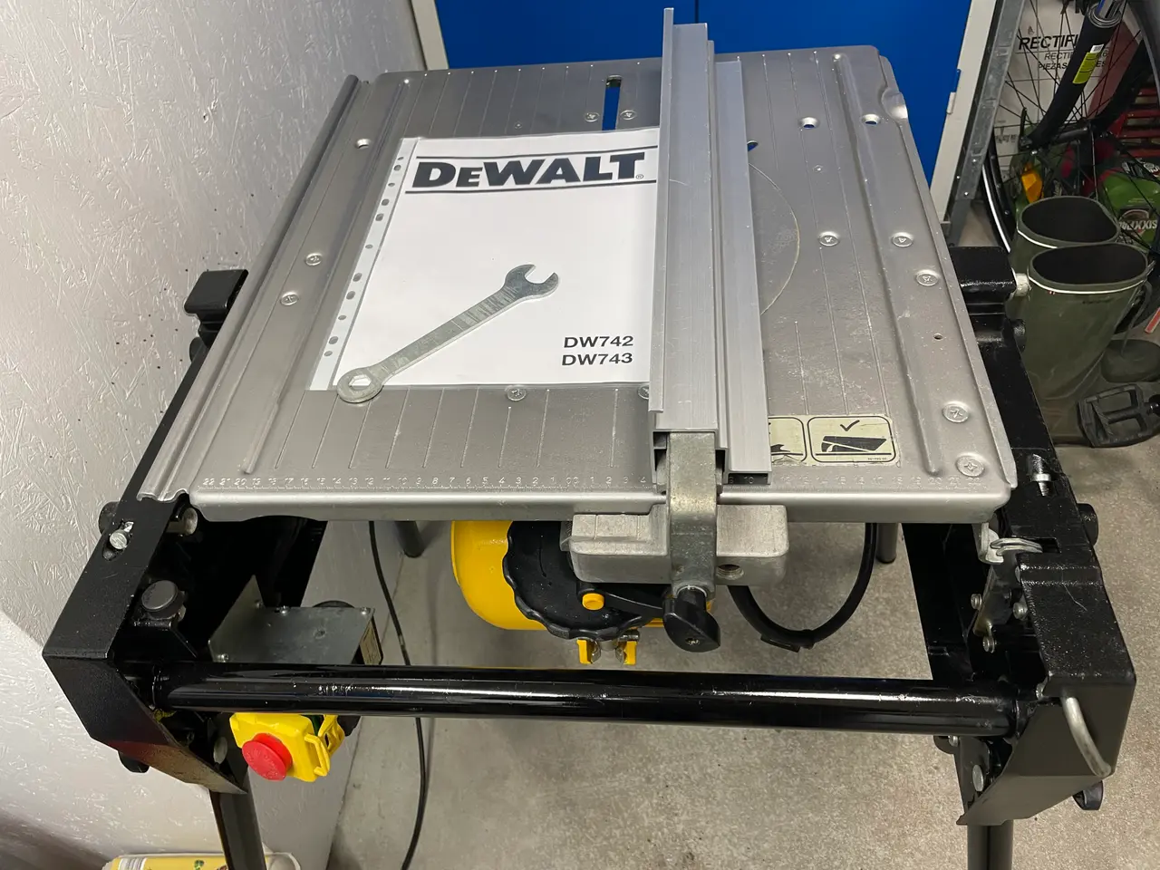 Billede 2 - DeWalt 743. Kapgeringssav