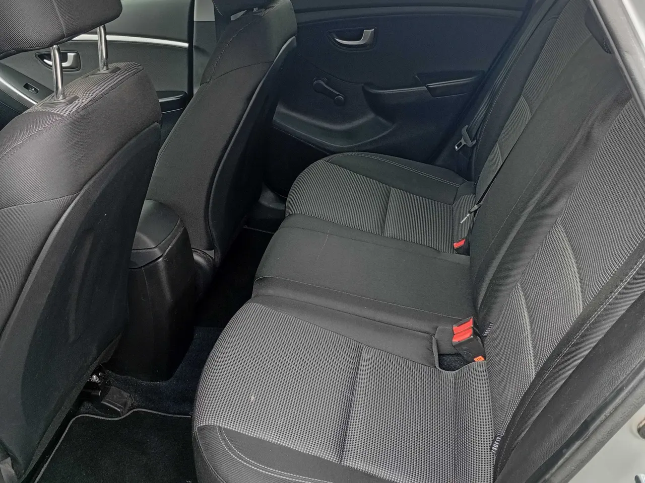 Billede 12 - Hyundai i30 Benzin 2014 pænt