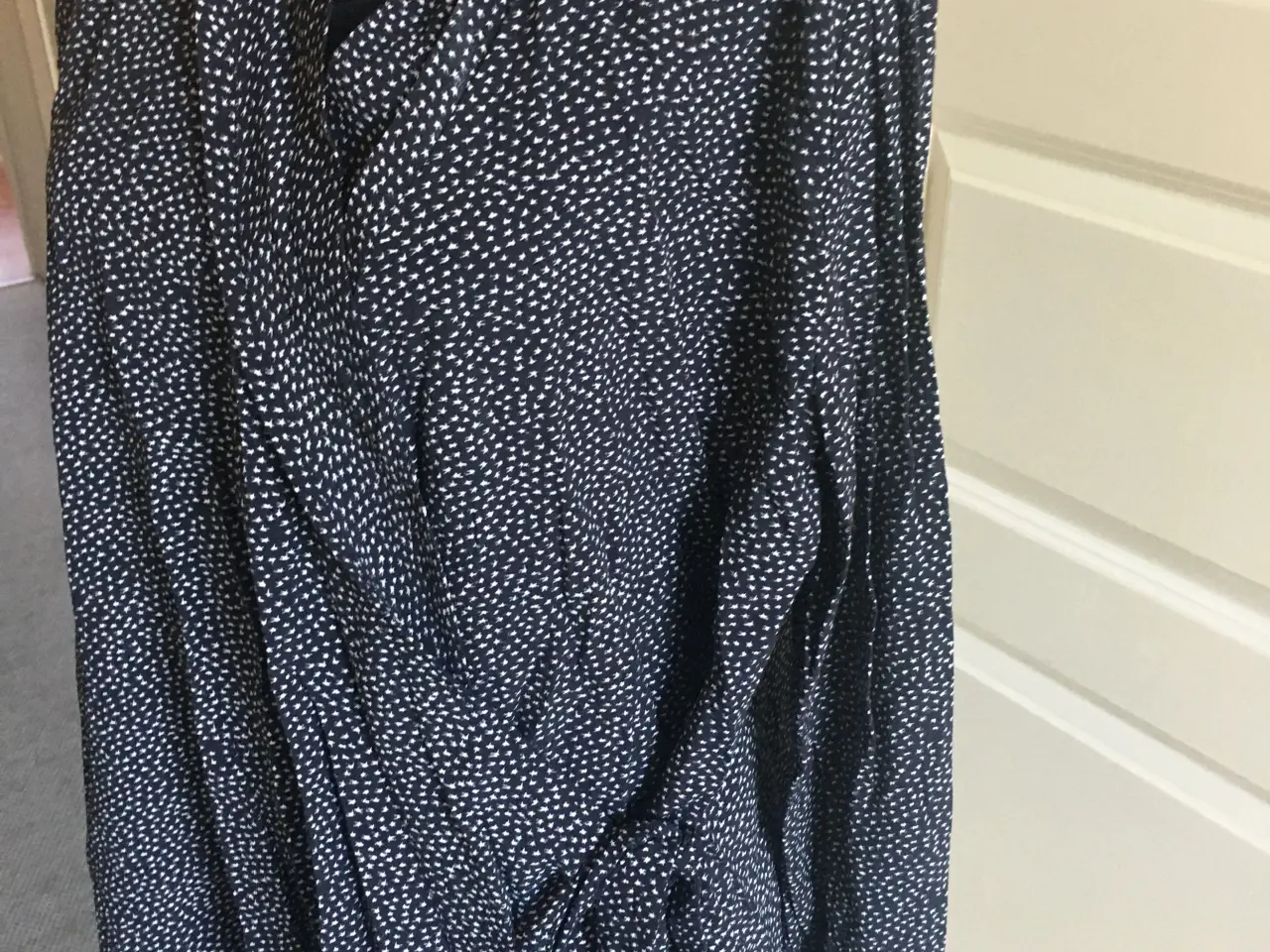 Billede 2 - Helt ny smuk bluse Samsøe str. 38