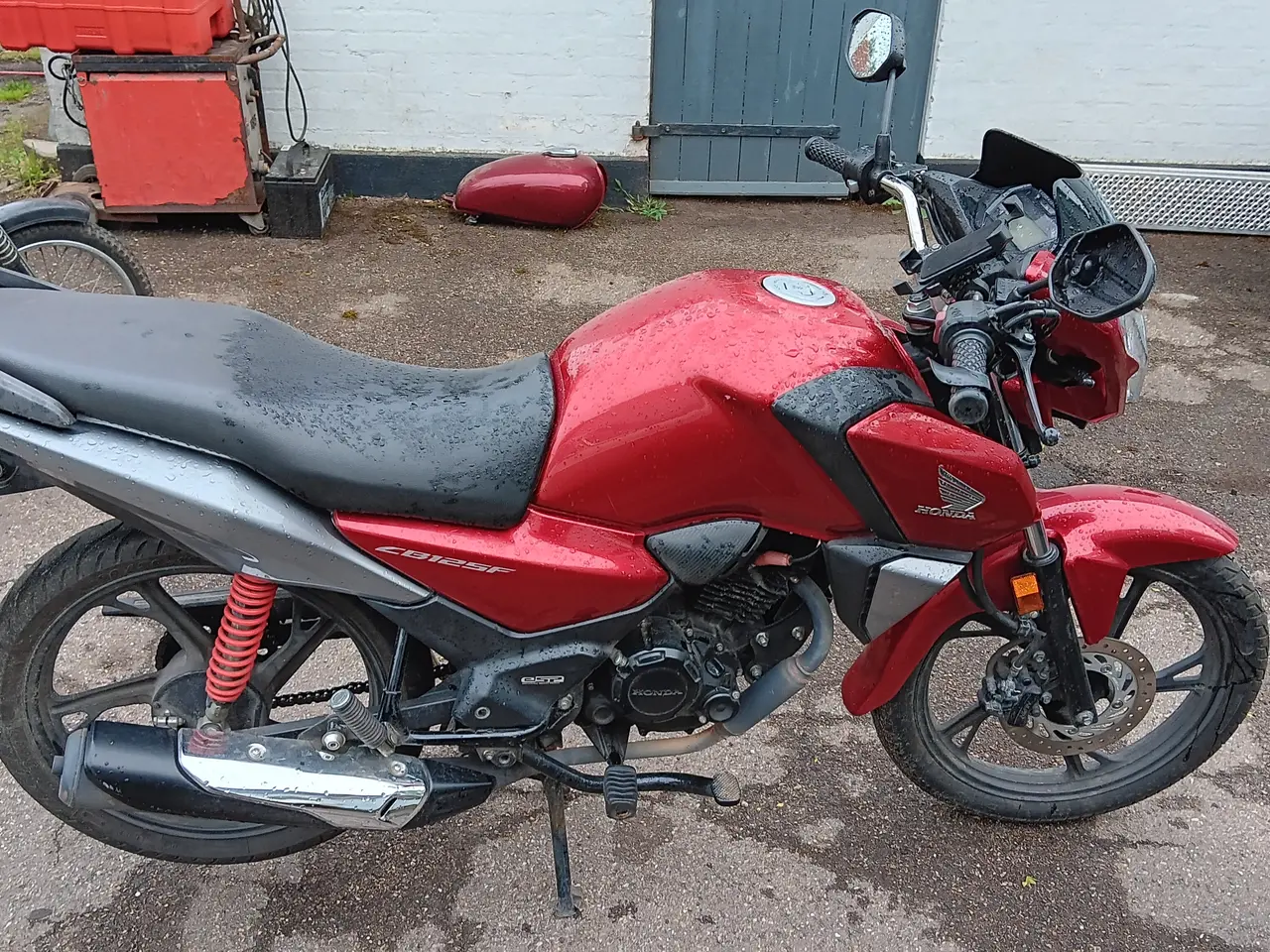 Billede 2 - Fin honda cb125f med plader
