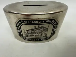 Sparebøsse, Skanderborg Bank A/S