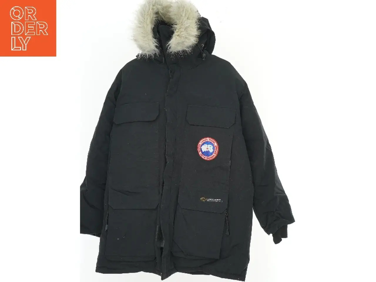 Billede 1 - Vinterjakke med pelskrave fra Canada Goose (str. M)