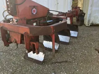 Kongskilde 4f svingplov