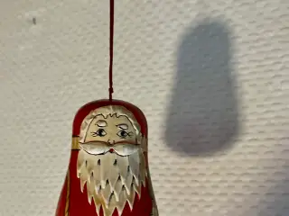 Gammel træ juleklokke.