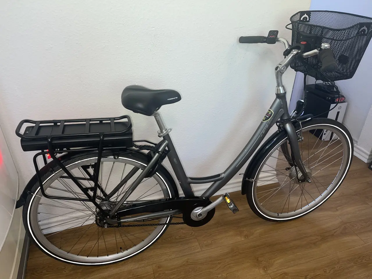 Billede 2 - flot x-zite dame elcykel 28"  7 gear. 